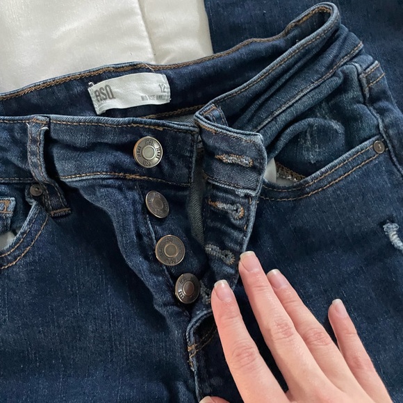 Tilly's Jeans - Picture 3 of 5